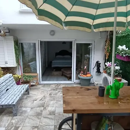 Comfortable, Duplex With Garden Lejlighed *