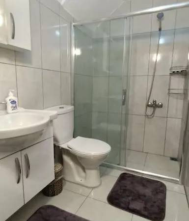 Apartman Comfortable, Duplex With Garden